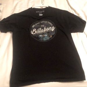 Billabong “the core tee” collection - premium cotton - Men’s large size like new